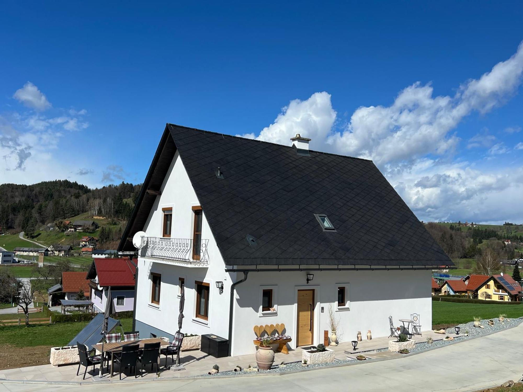 Sonnenschein Appartement- Und Ferienhaus Mit Terrasse Und Garten Eibiswald Exterior photo